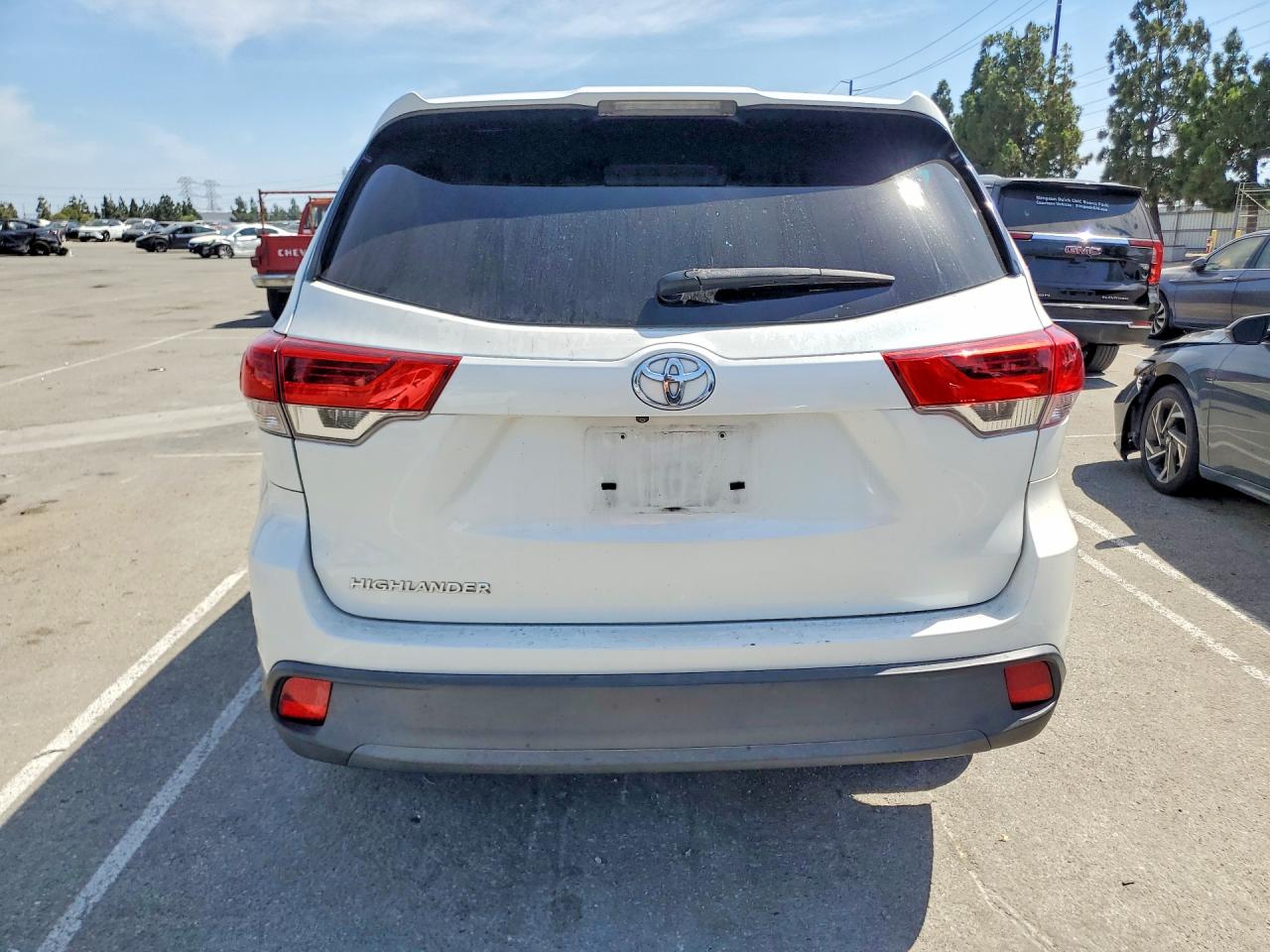 2017 TOYOTA HIGHLANDER