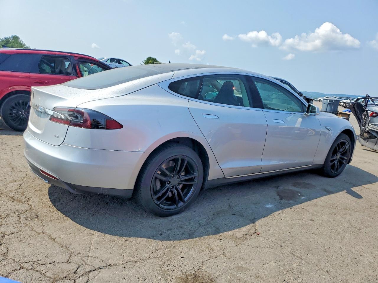 2013 TESLA MODEL S