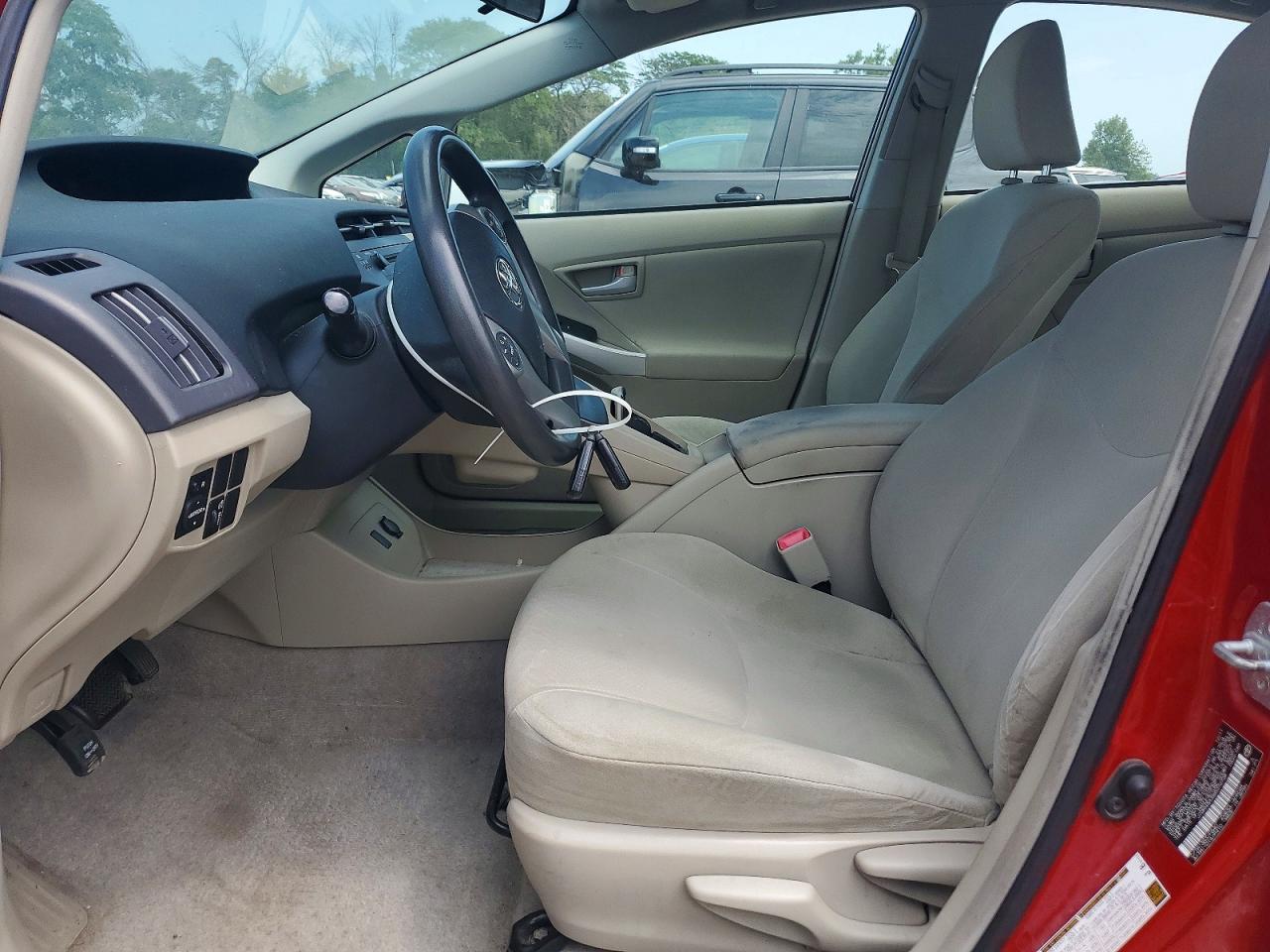 2011 TOYOTA PRIUS