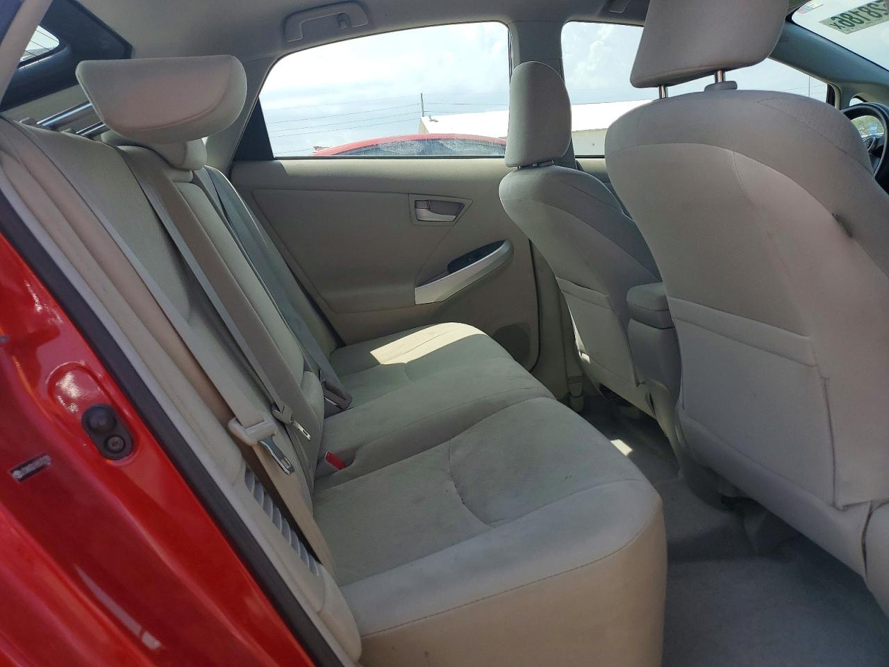 2011 TOYOTA PRIUS