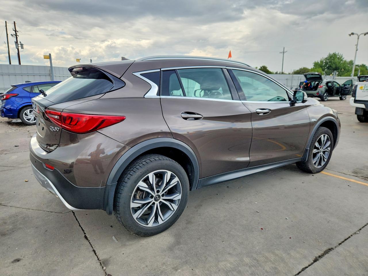 2019 INFINITI QX30