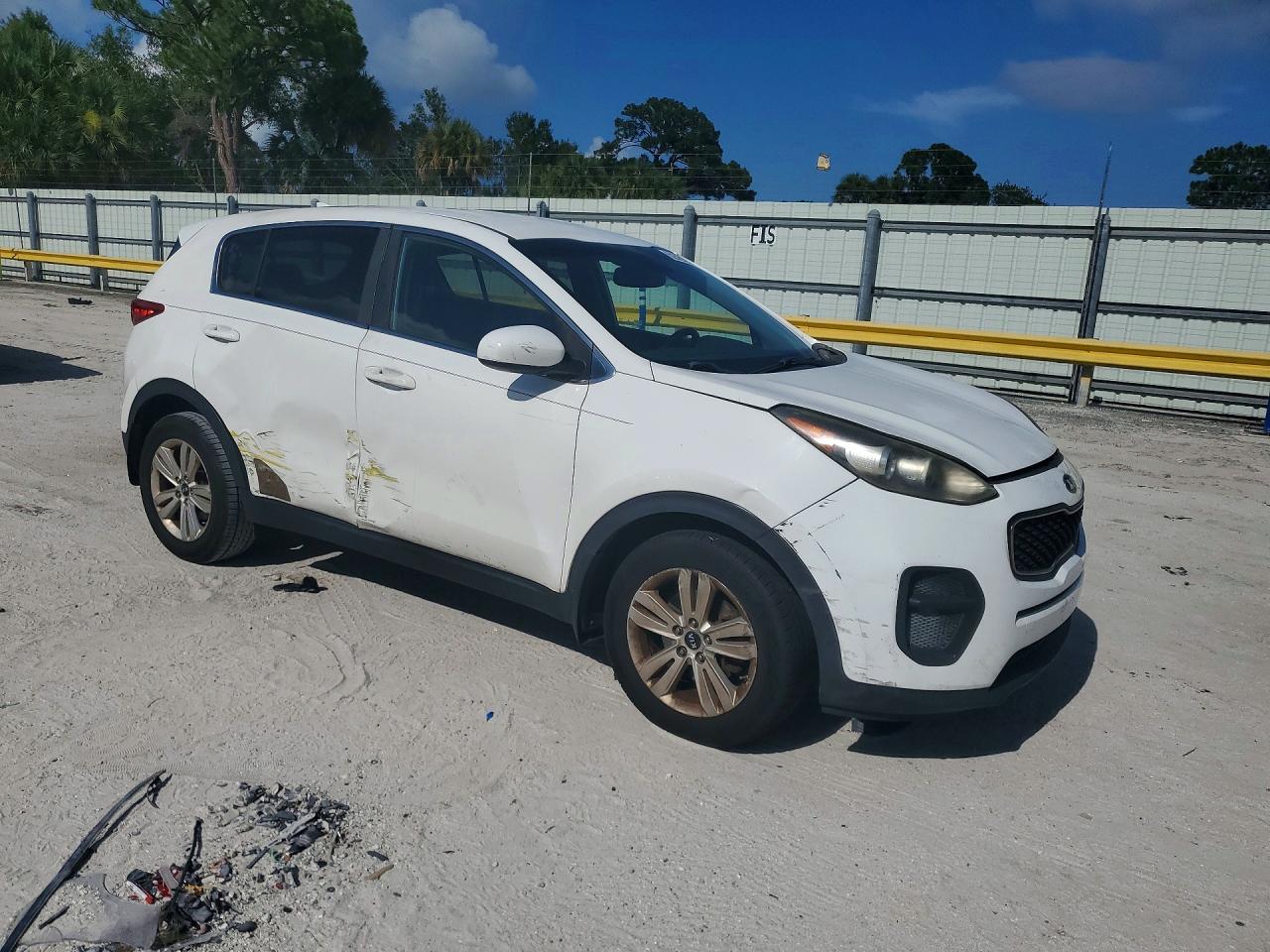 2017 KIA SPORTAGE