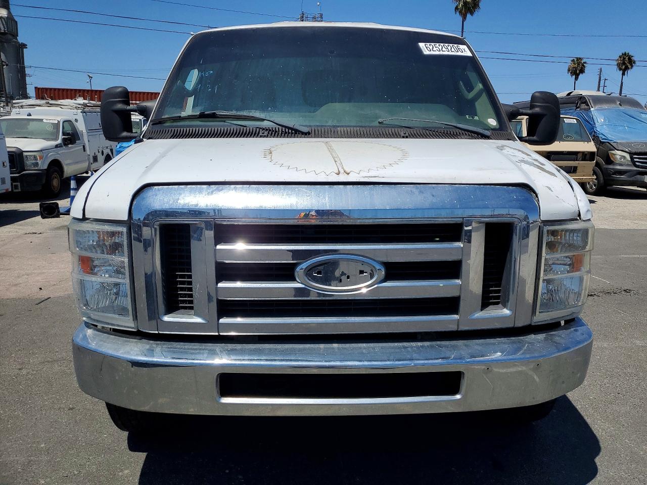 2013 FORD ECONOLINE