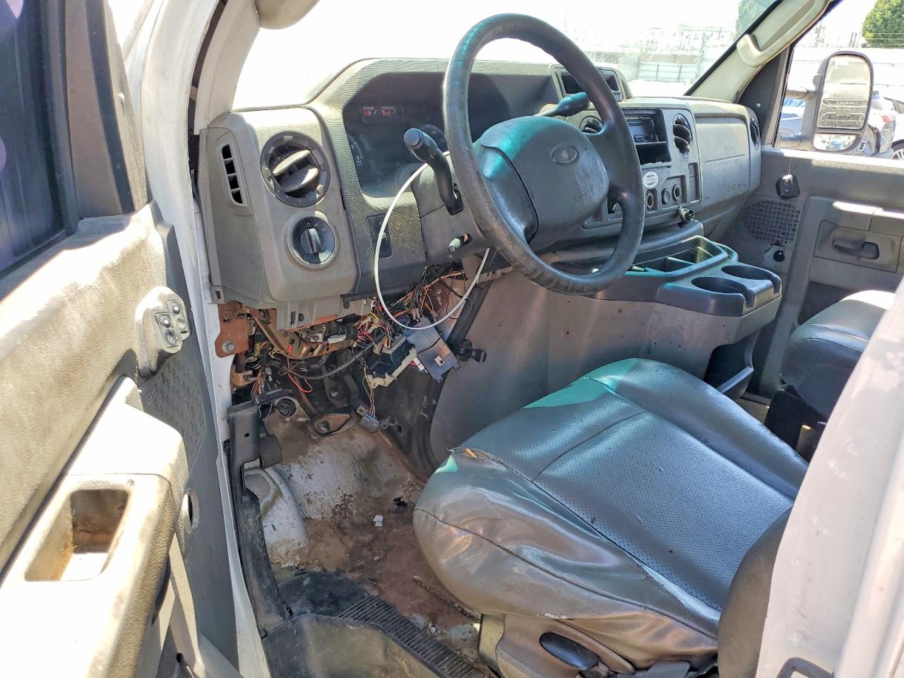 2013 FORD ECONOLINE