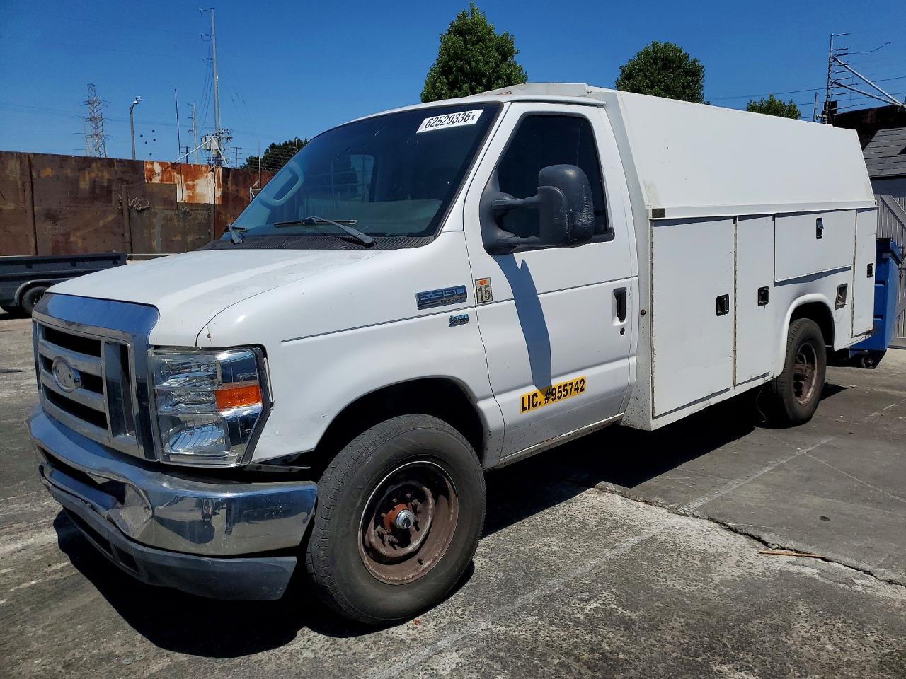 2010 FORD ECONOLINE