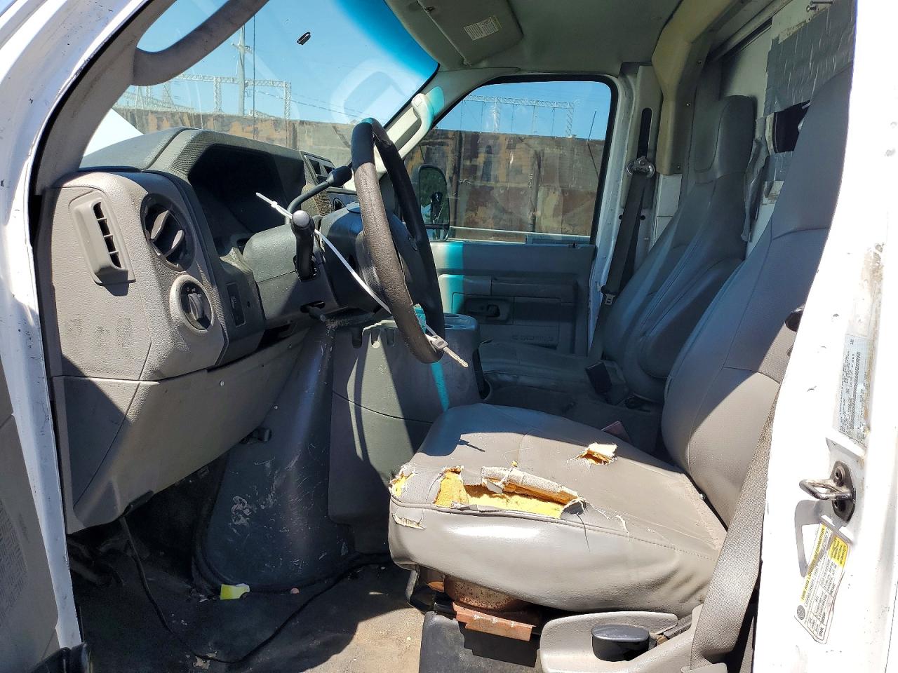 2010 FORD ECONOLINE