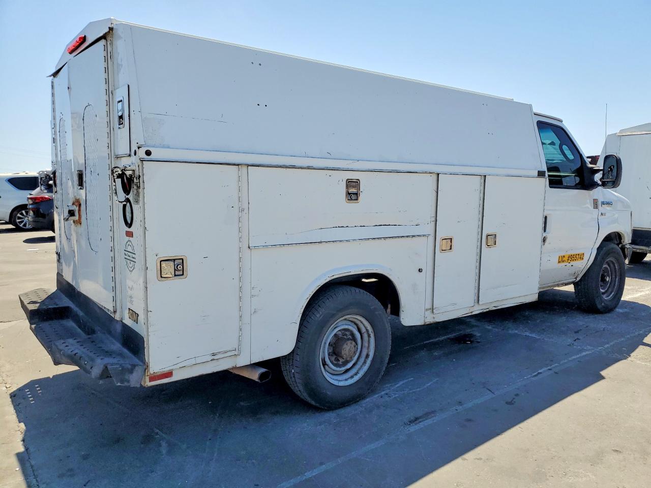 2010 FORD ECONOLINE