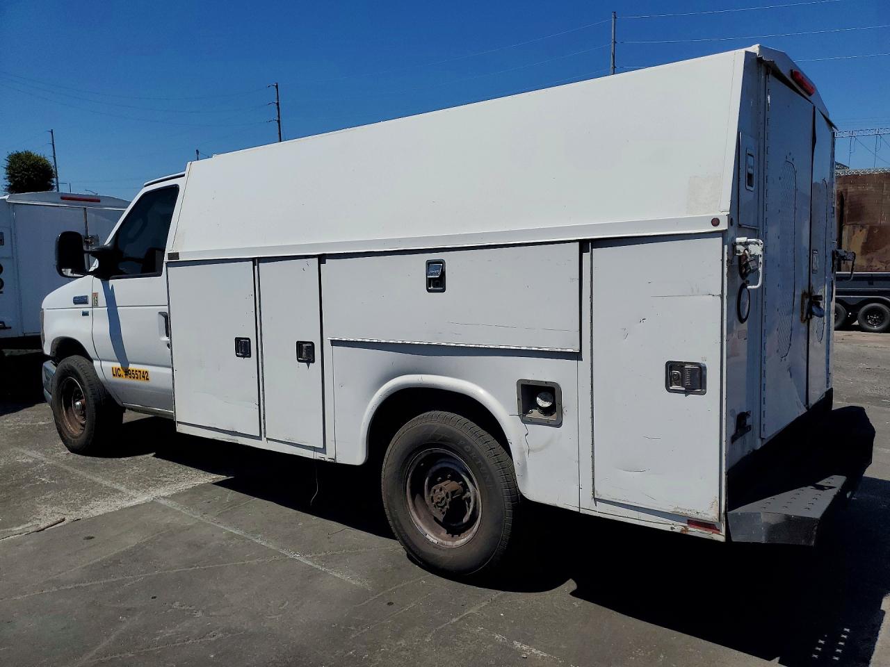 2010 FORD ECONOLINE