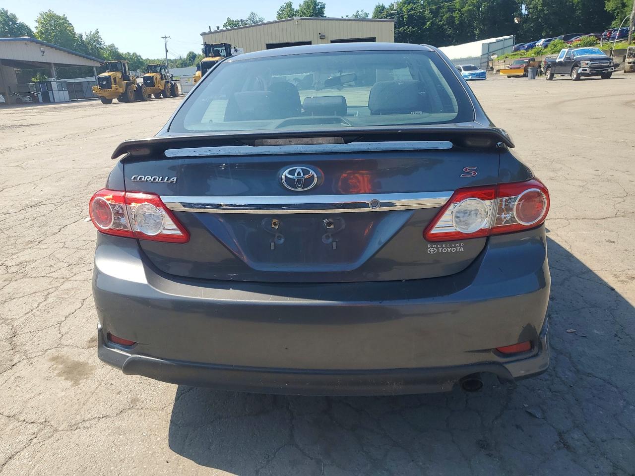 2011 TOYOTA COROLLA
