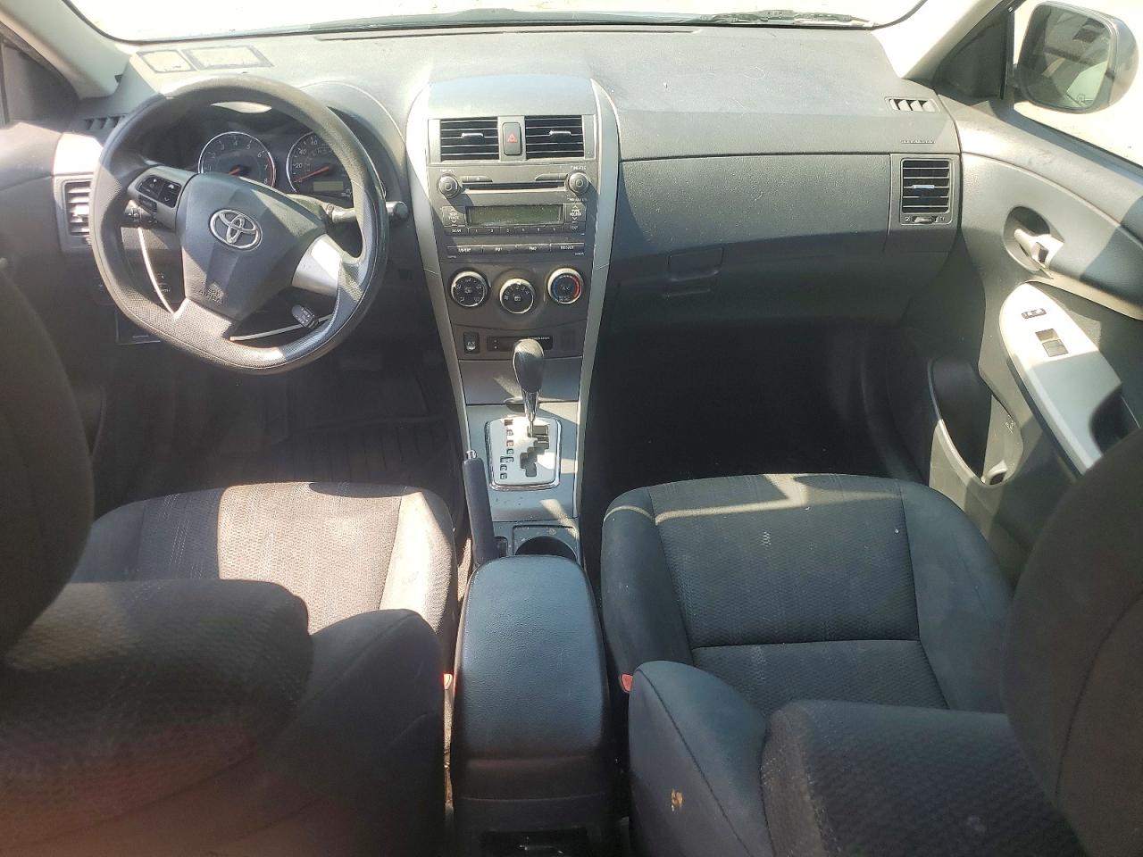 2011 TOYOTA COROLLA