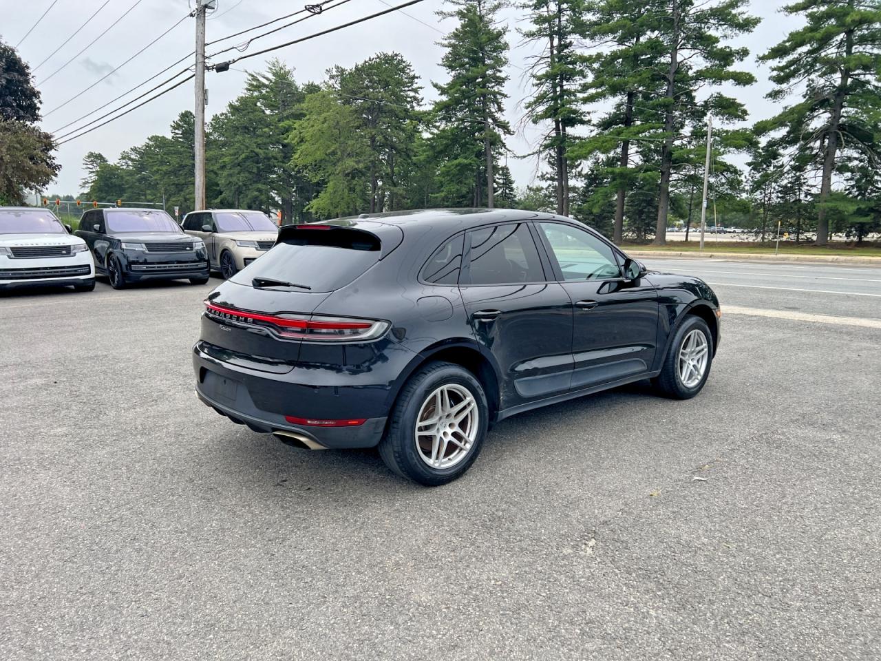 2019 PORSCHE MACAN