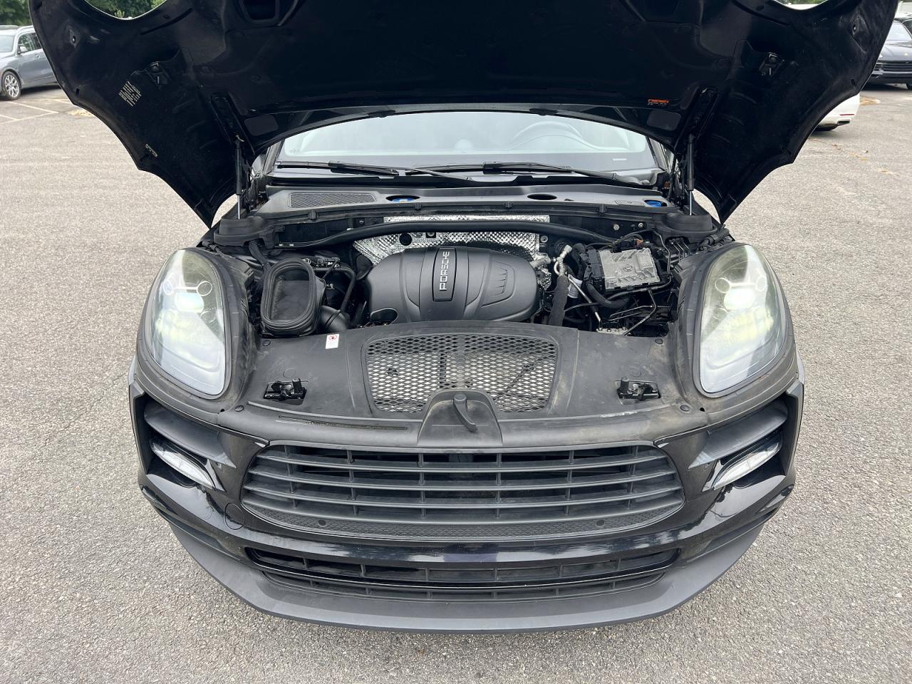 2019 PORSCHE MACAN