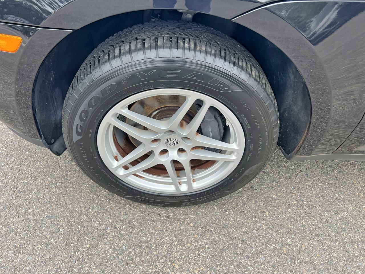 2019 PORSCHE MACAN