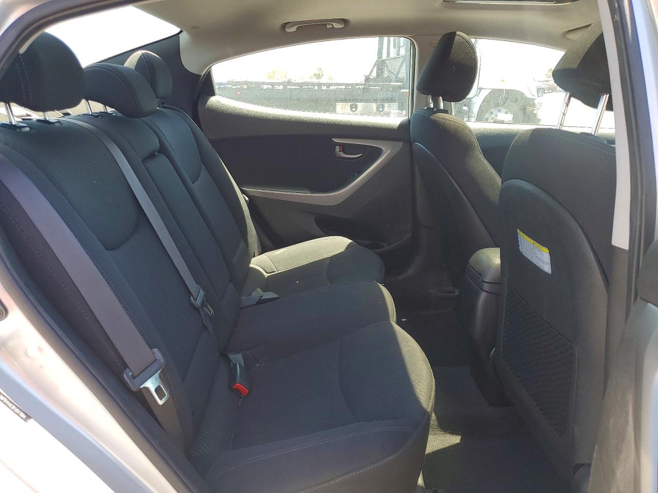 2015 HYUNDAI ELANTRA