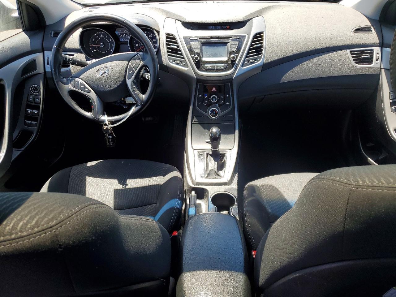 2015 HYUNDAI ELANTRA