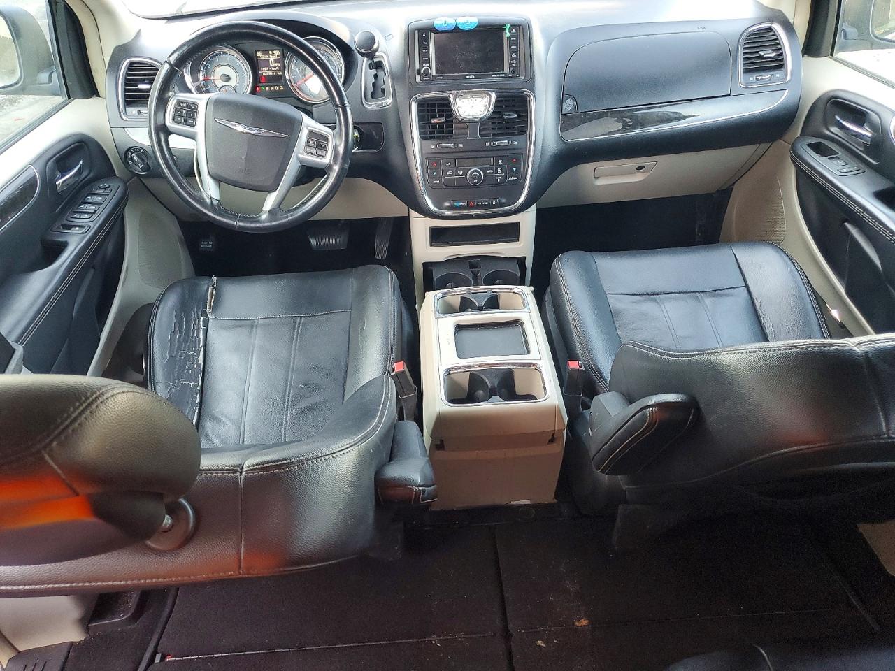 2013 CHRYSLER MINIVAN