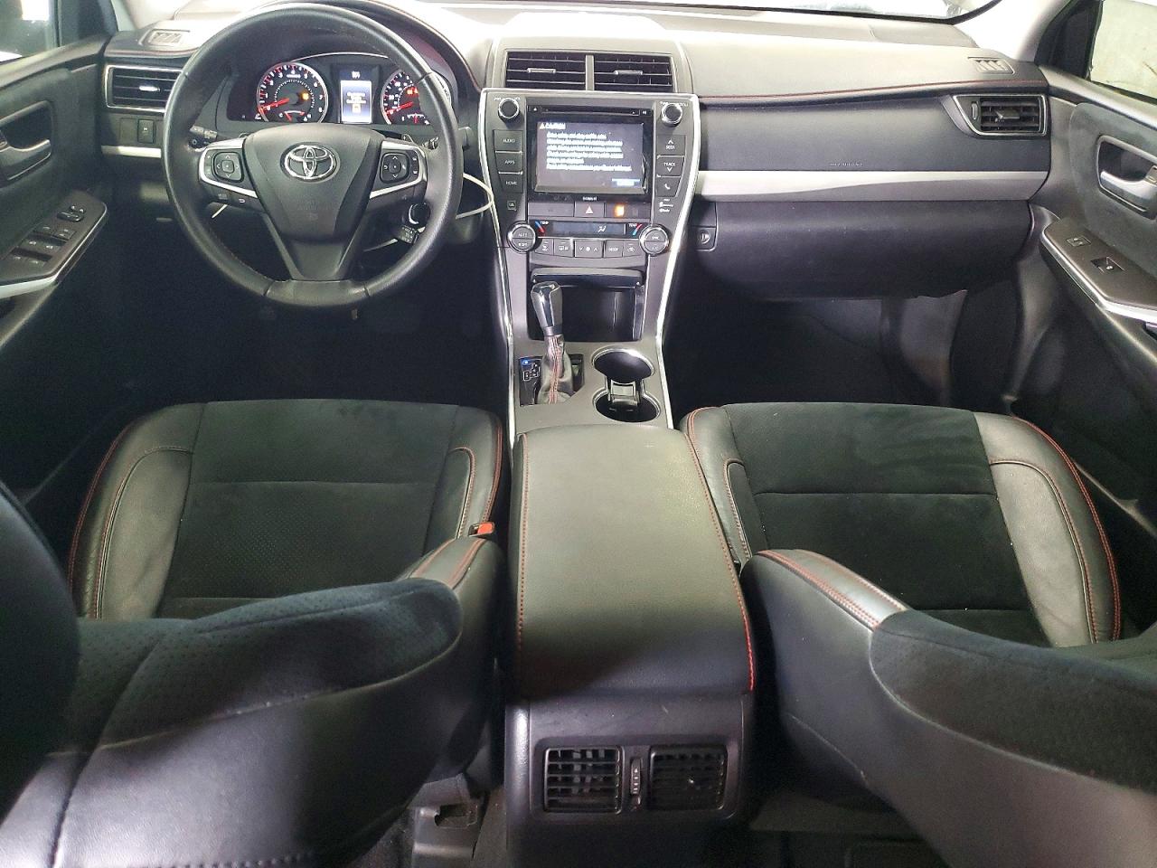 2017 TOYOTA CAMRY