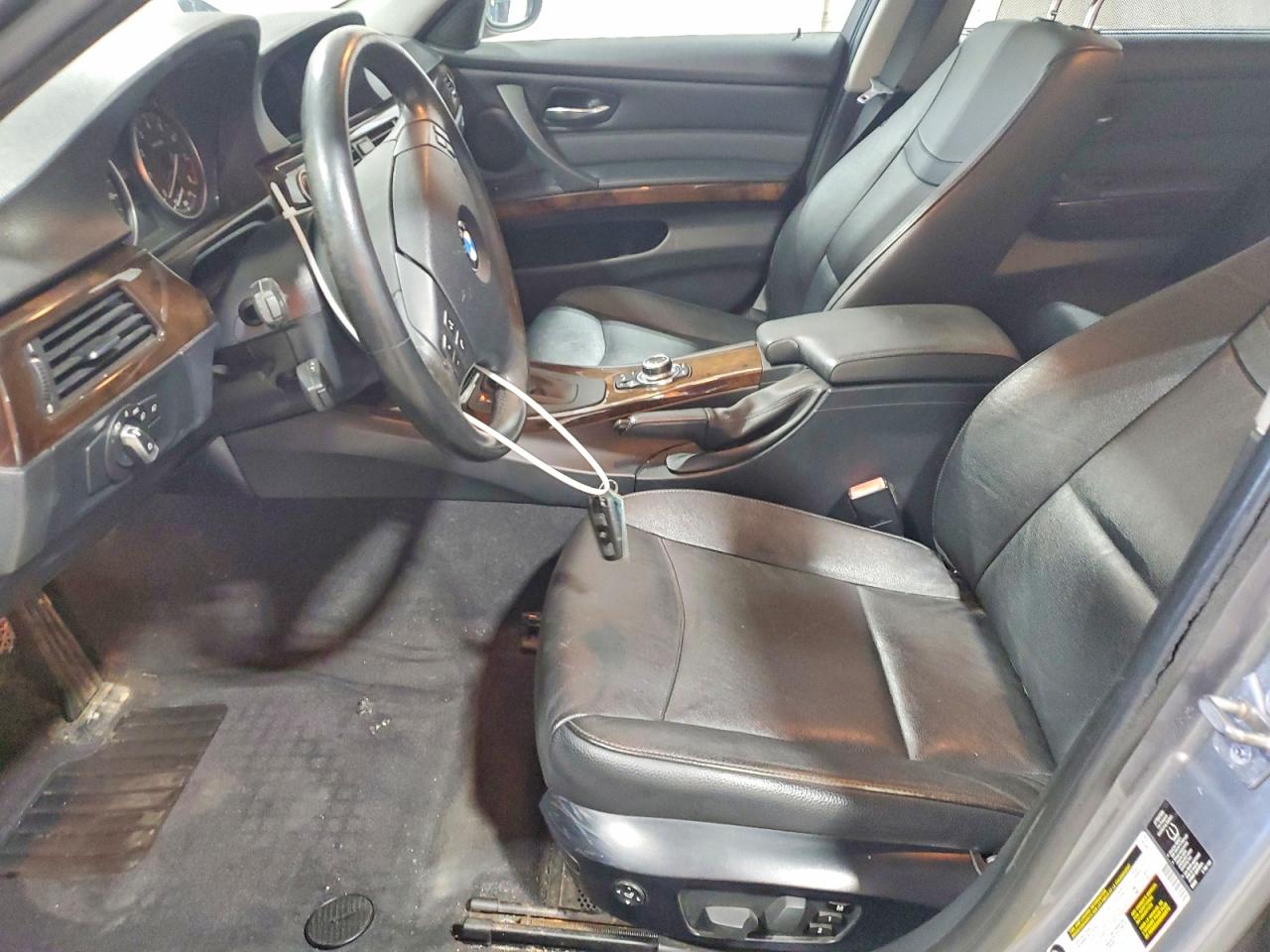 2011 BMW 3 SERIES