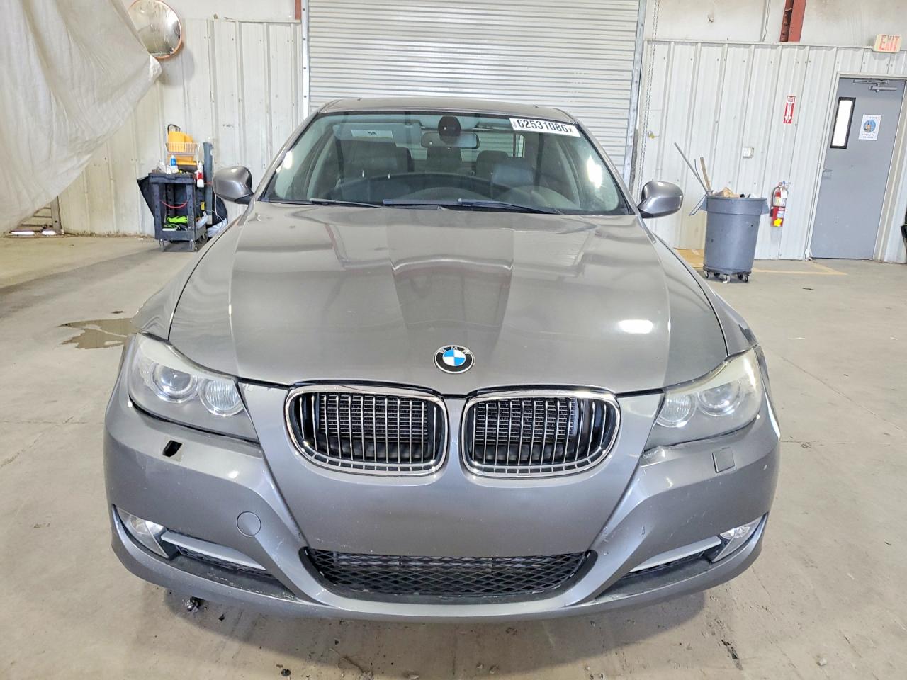 2011 BMW 3 SERIES