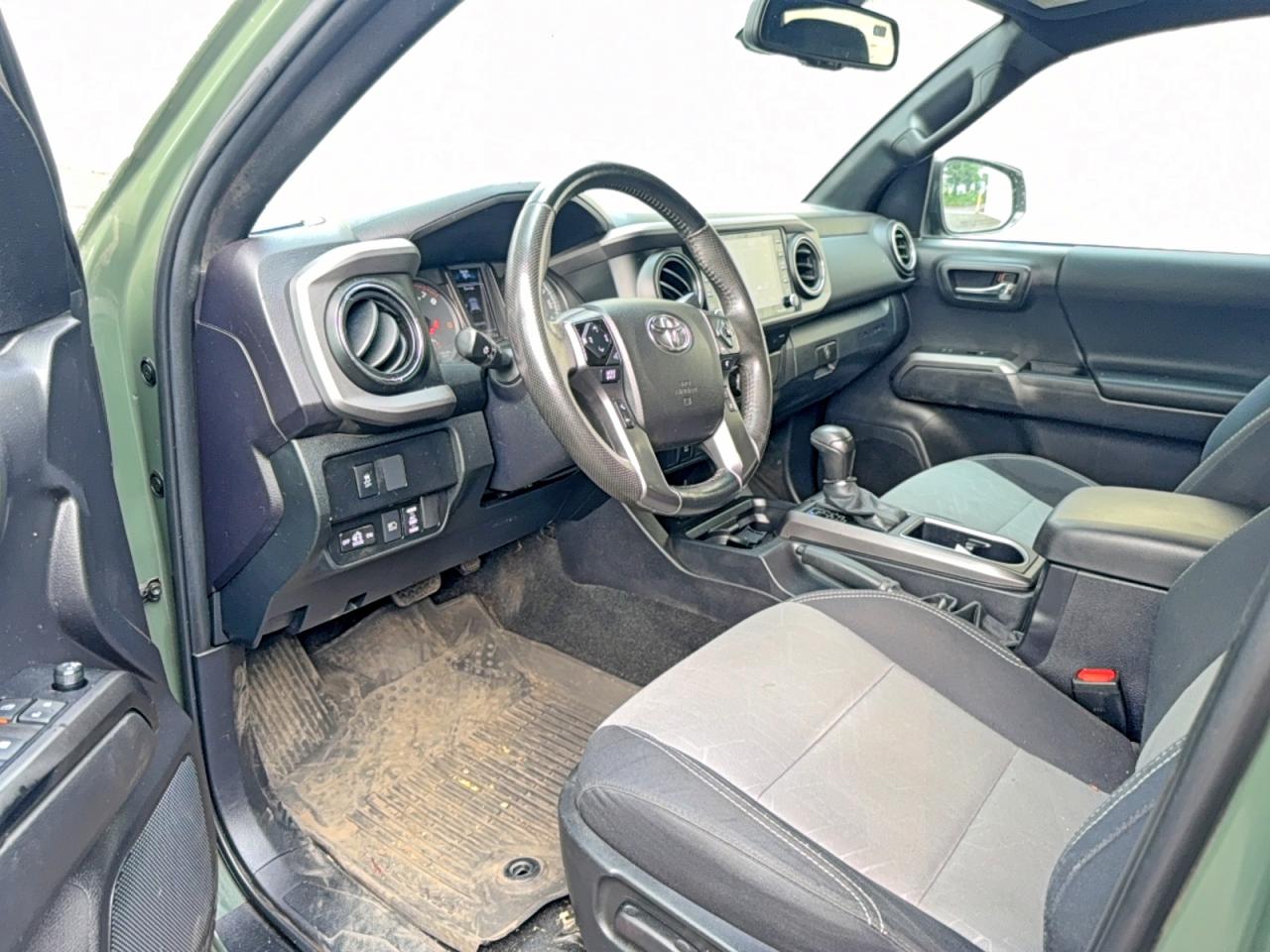 2022 TOYOTA TACOMA