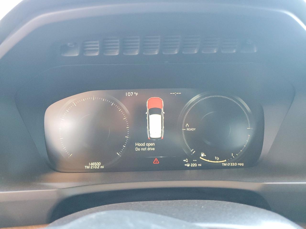 2018 VOLVO XC90