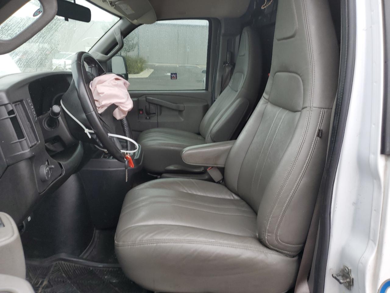 2022 CHEVROLET EXPRESS