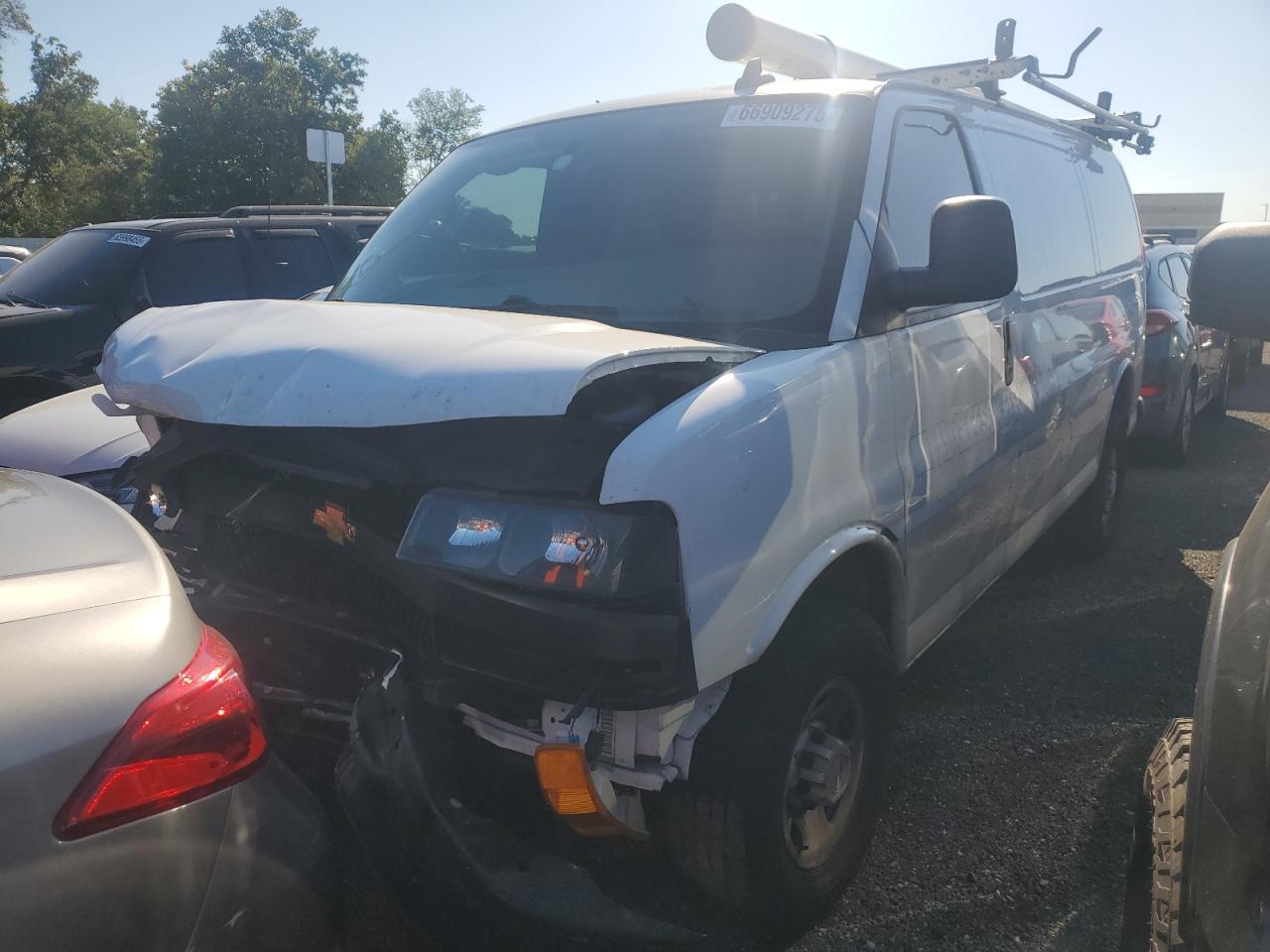 2022 CHEVROLET EXPRESS