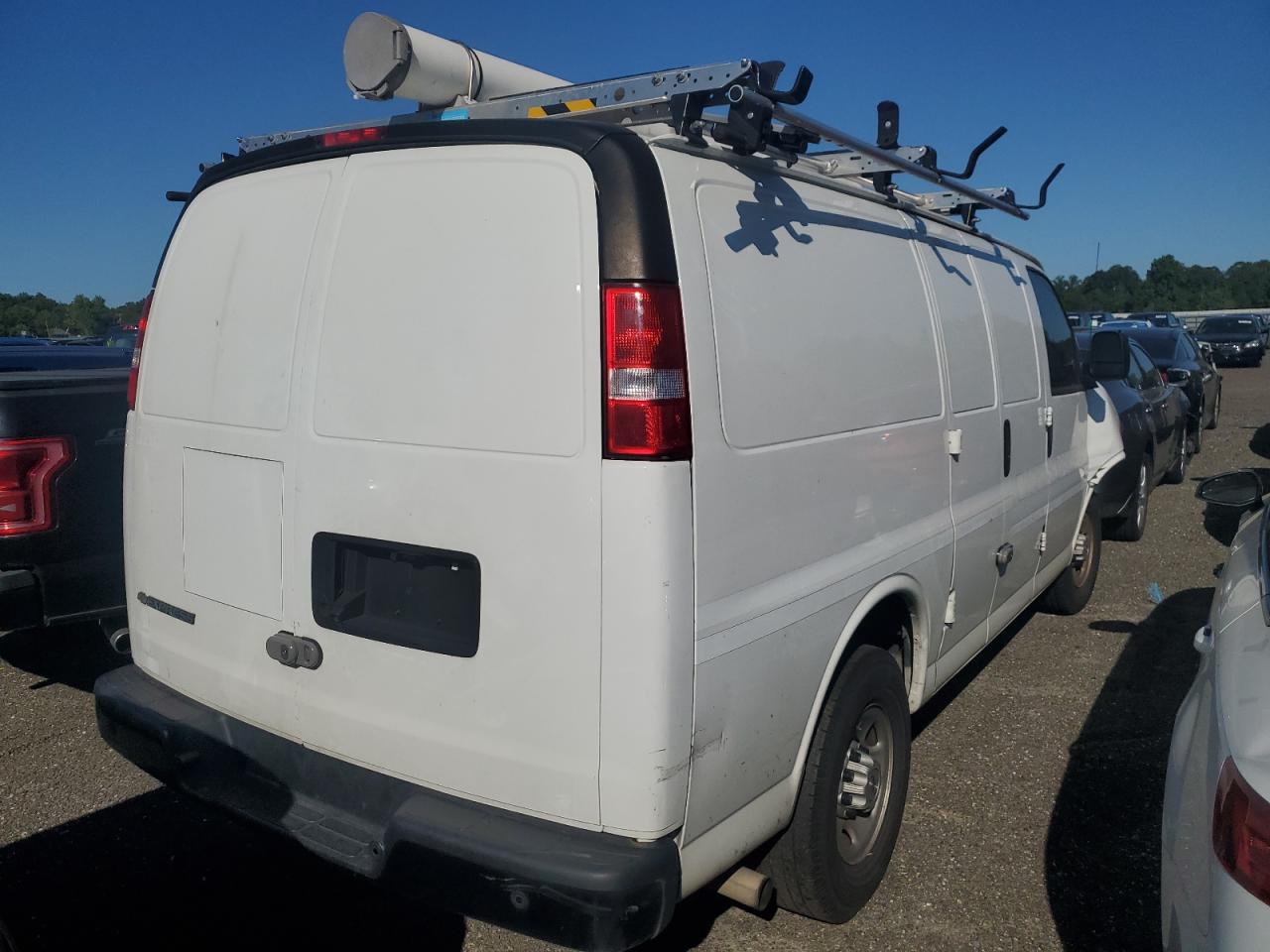2022 CHEVROLET EXPRESS