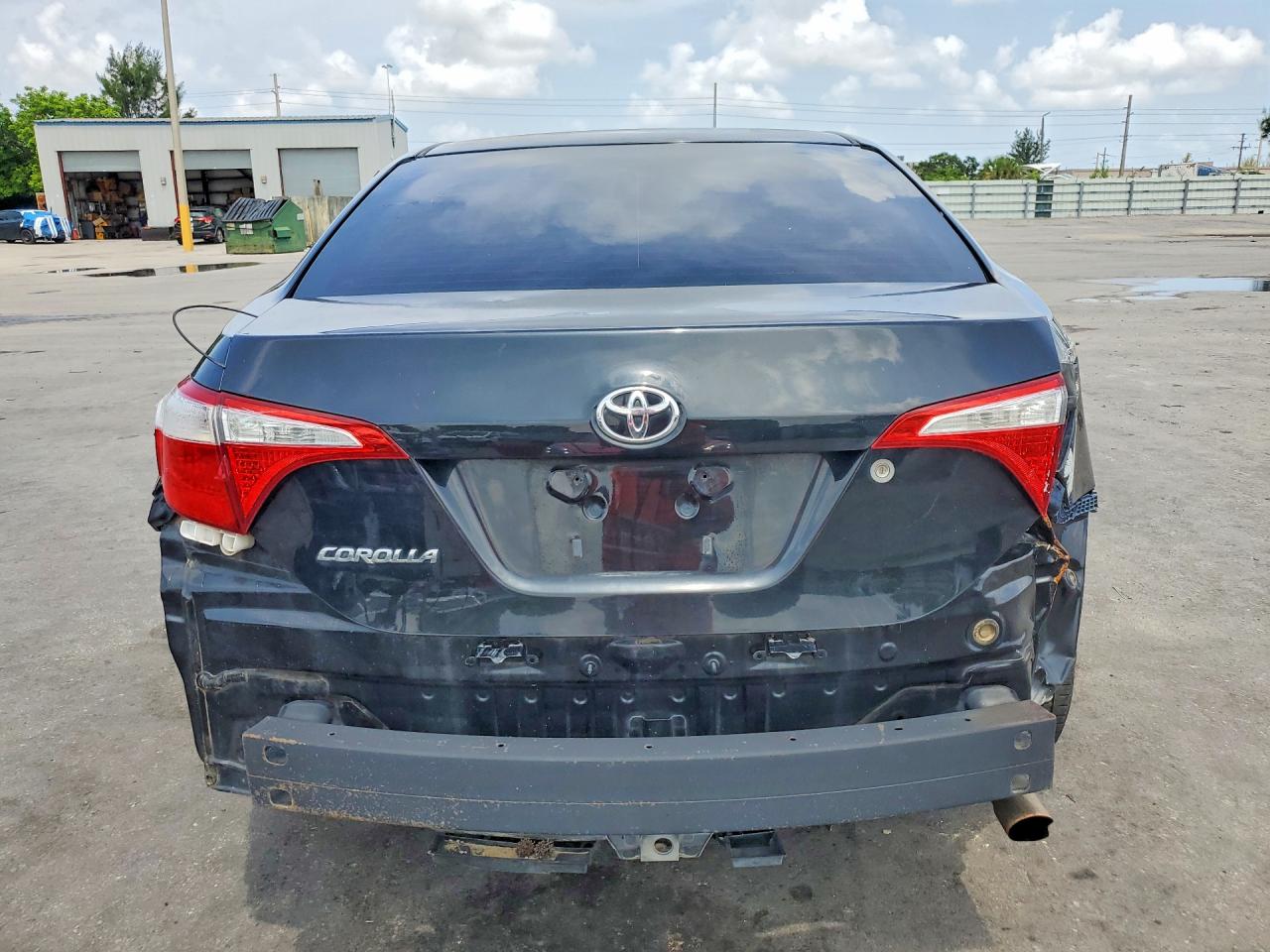 2016 TOYOTA COROLLA