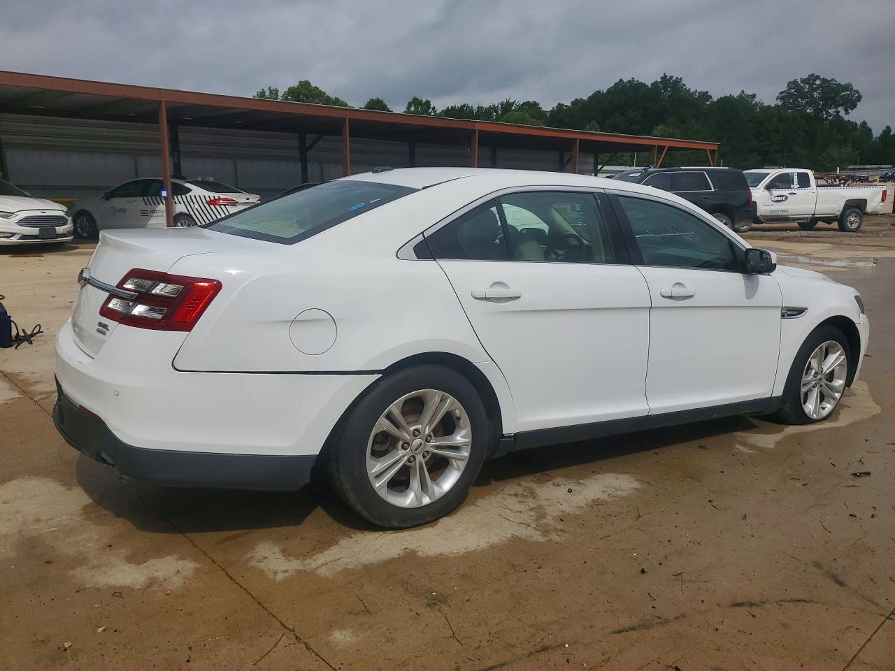 2015 FORD TAURUS