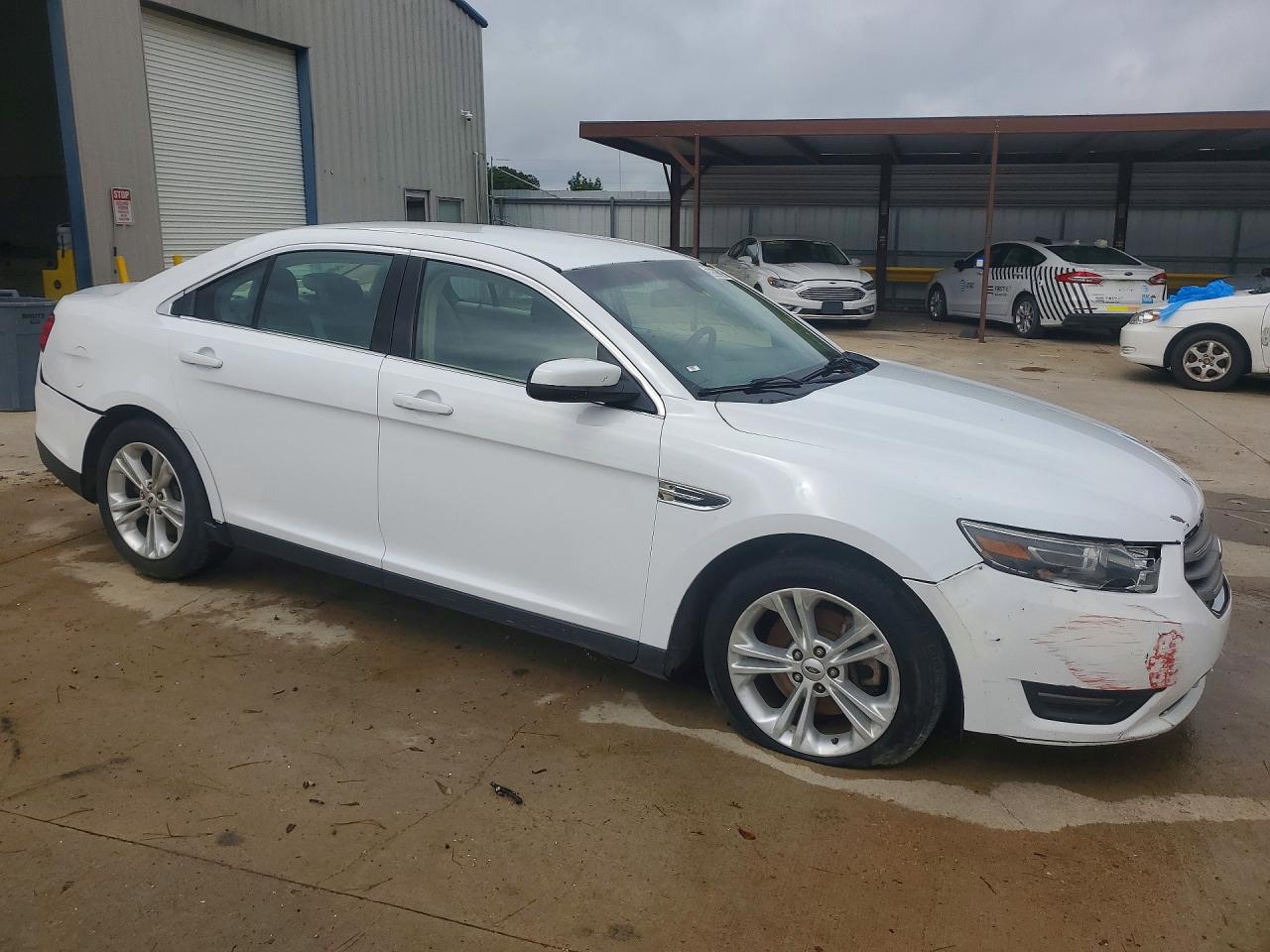 2015 FORD TAURUS