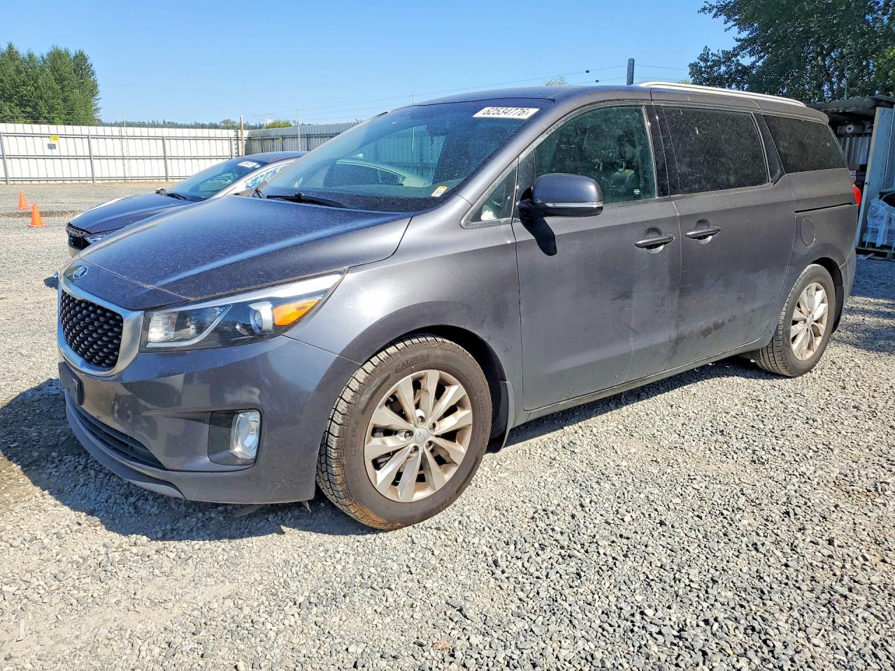 2016 KIA SEDONA