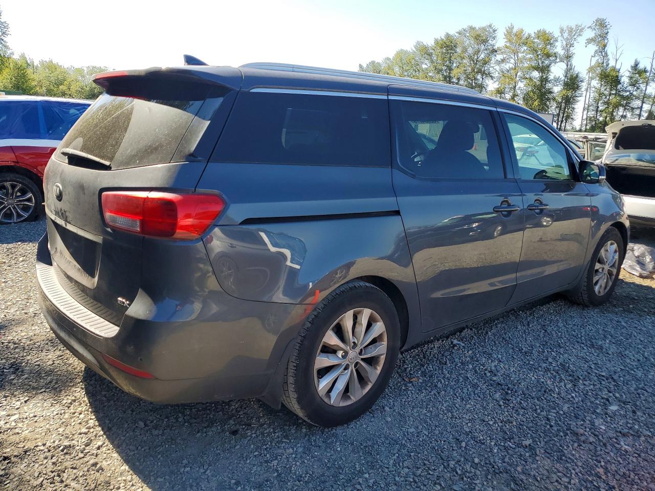 2016 KIA SEDONA