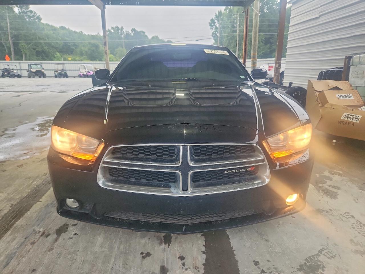 2013 DODGE CHARGER