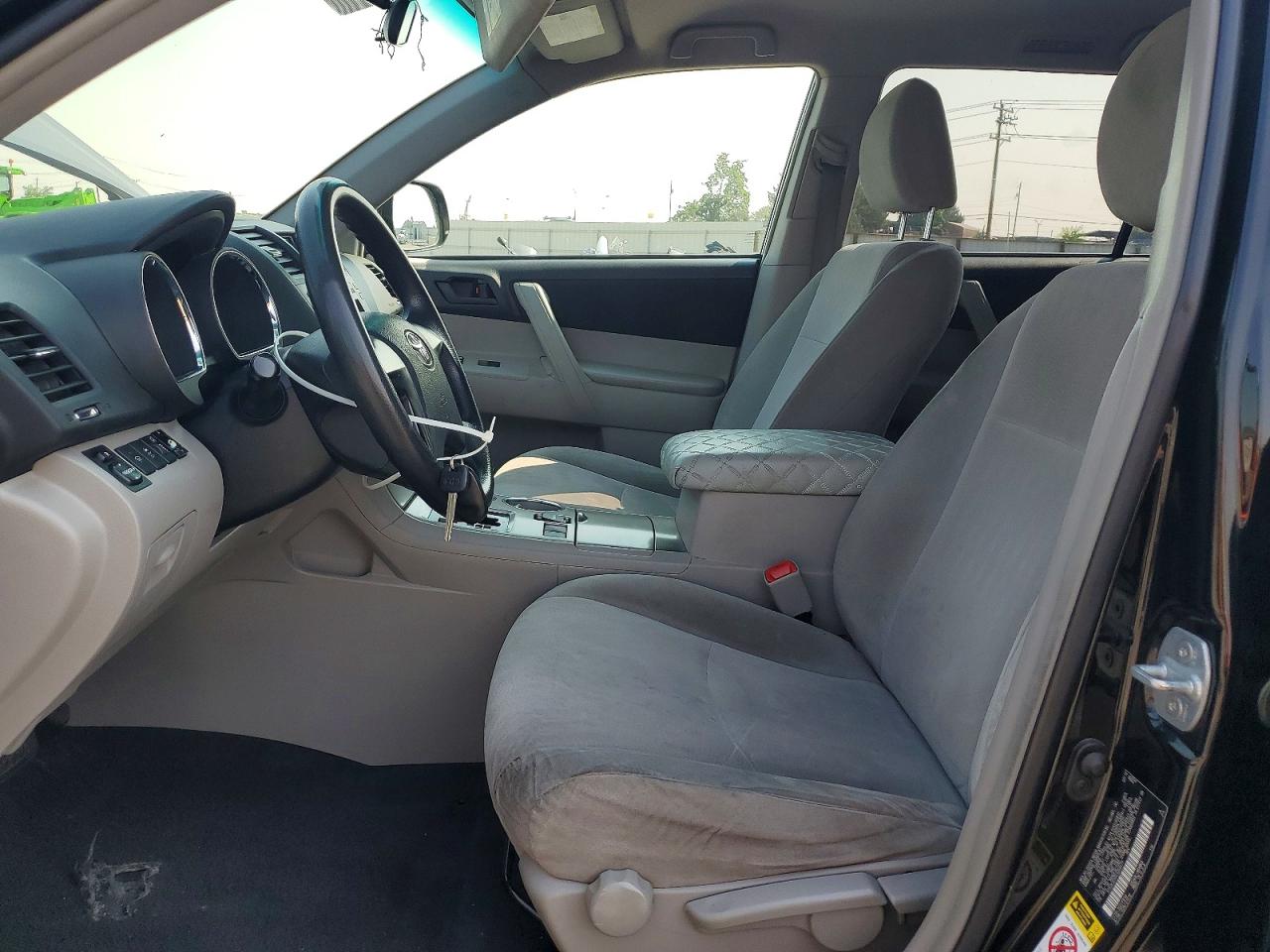 2012 TOYOTA HIGHLANDER