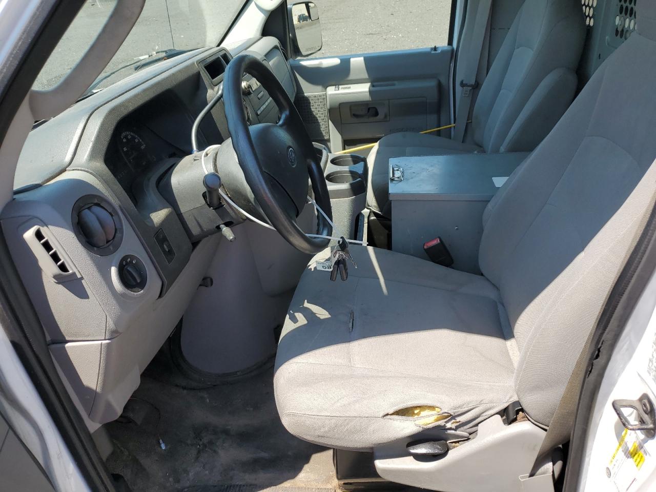2011 FORD ECONOLINE