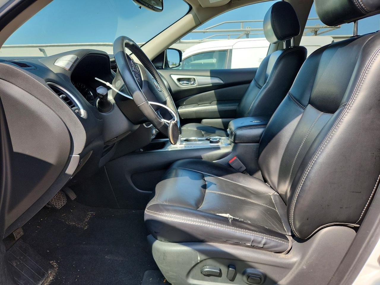 2017 NISSAN PATHFINDER