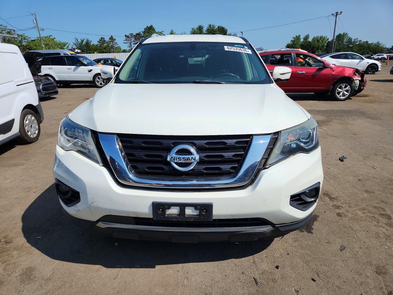 2017 NISSAN PATHFINDER