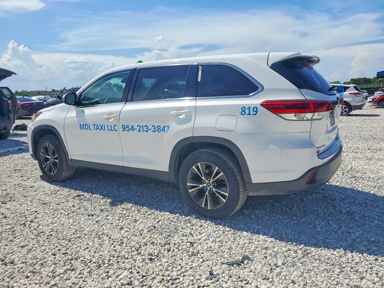 2019 TOYOTA HIGHLANDER