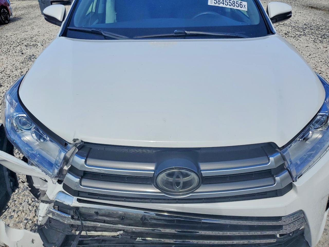2019 TOYOTA HIGHLANDER