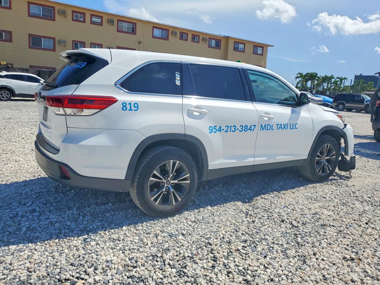 2019 TOYOTA HIGHLANDER