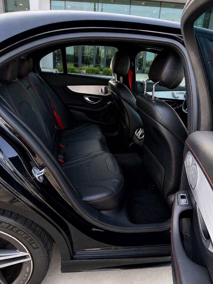 2019 MERCEDES-BENZ C-CLASS