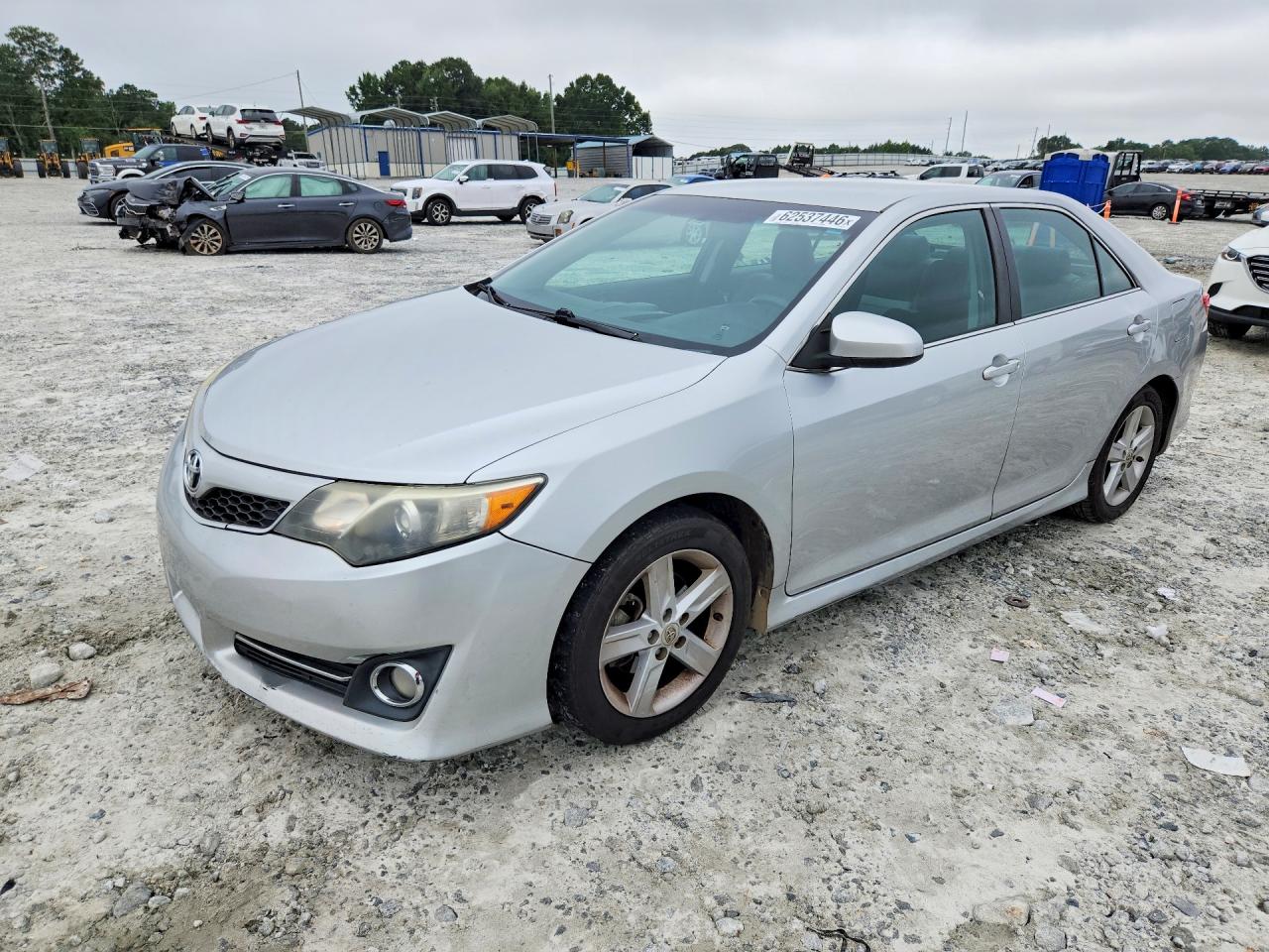 2014 TOYOTA CAMRY