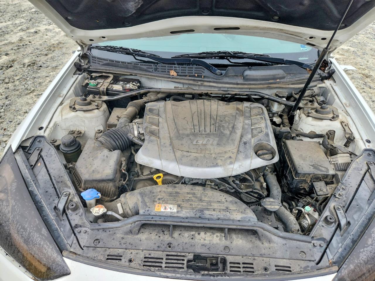 2013 HYUNDAI GENESIS
