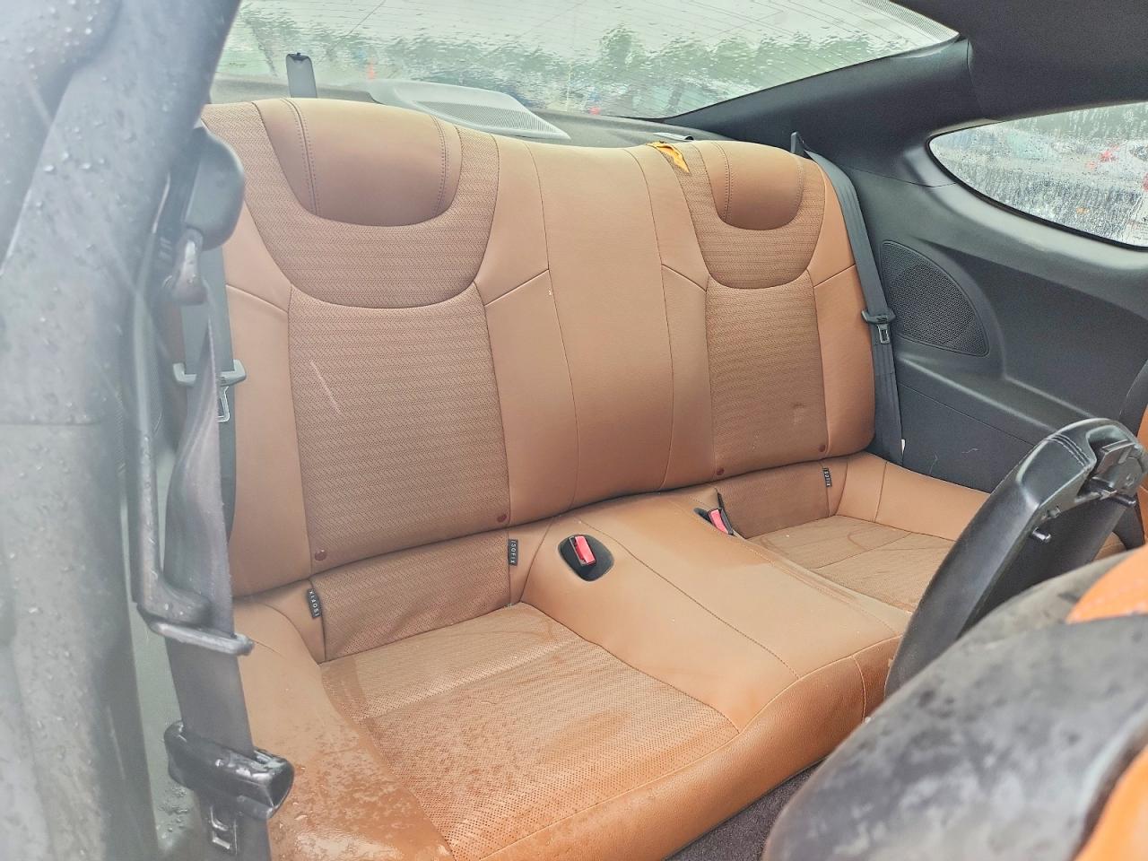 2013 HYUNDAI GENESIS