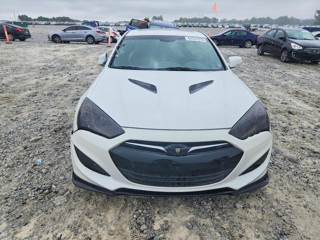 2013 HYUNDAI GENESIS