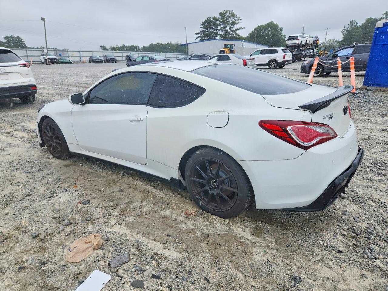 2013 HYUNDAI GENESIS
