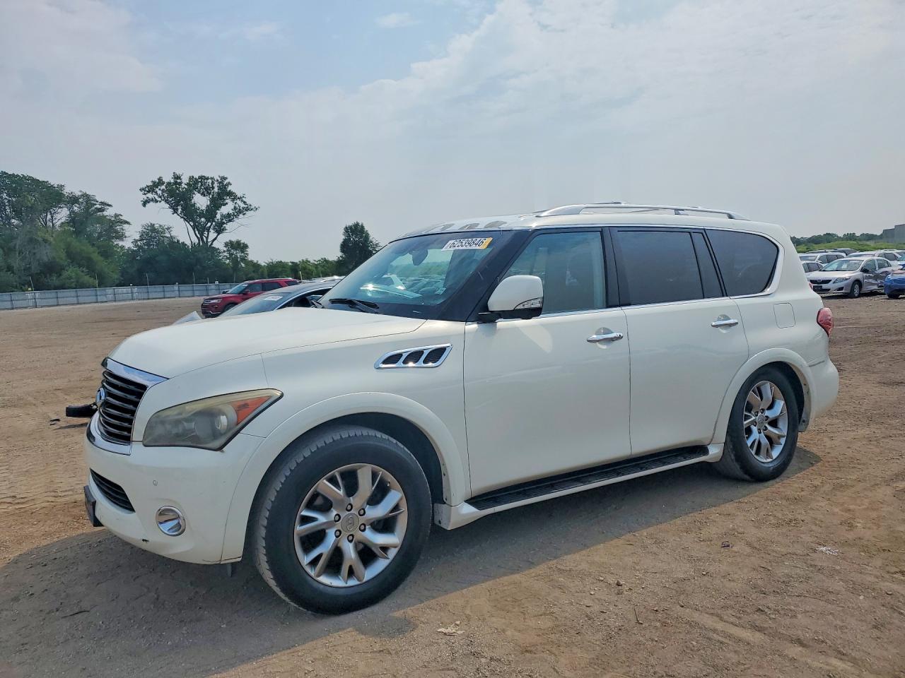 2012 INFINITI QX56