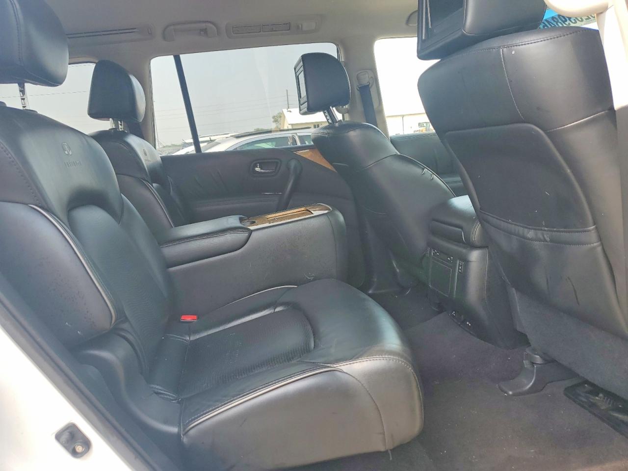 2012 INFINITI QX56