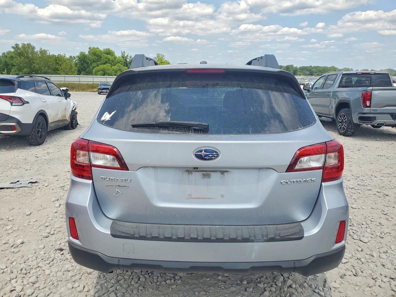 2015 SUBARU OUTBACK